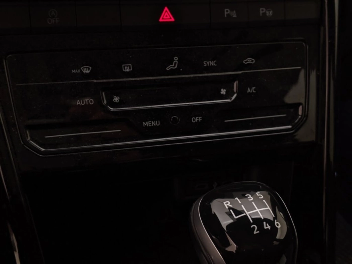 Volkswagen T-Roc T-Roc 1.0 TSI R-Line