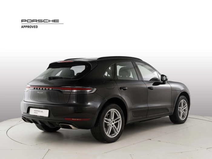 img-2 Porsche Macan Porsche U1279100