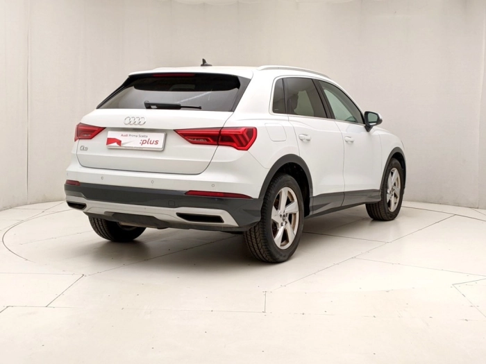 img-3 Audi Q3 Audi U1282682