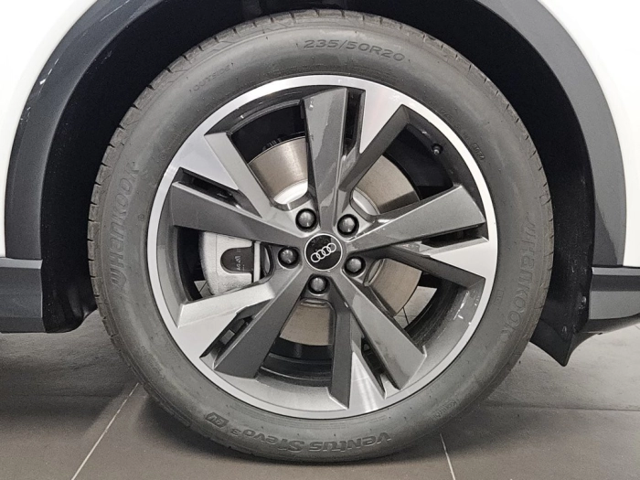 Audi Q4 Q4 E-TRON QU.       210 MY 25