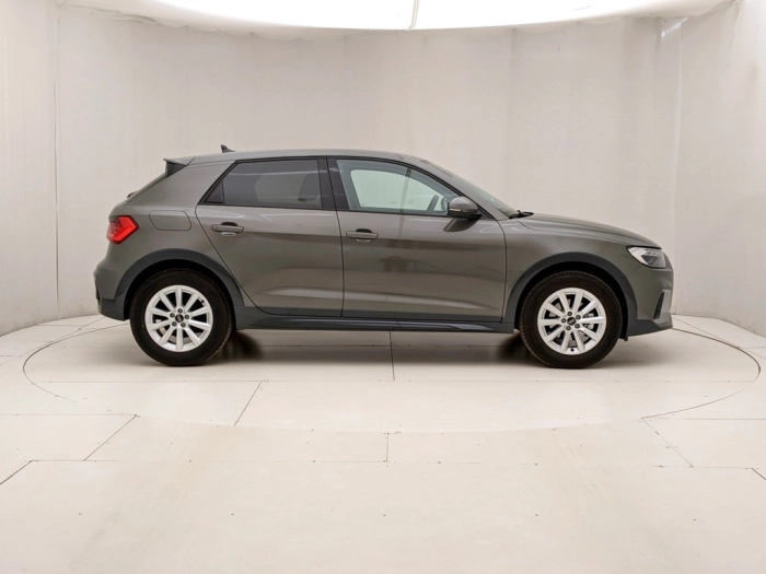 img-2 Audi A1 Audi U1282759