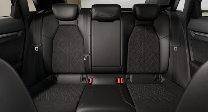 img-1 Audi Audi Audi N1247486