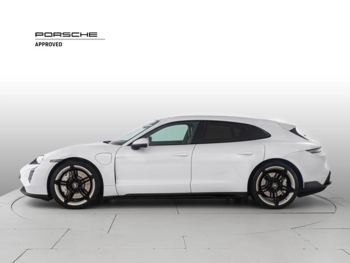 img-2 Porsche Taycan Porsche U1282839