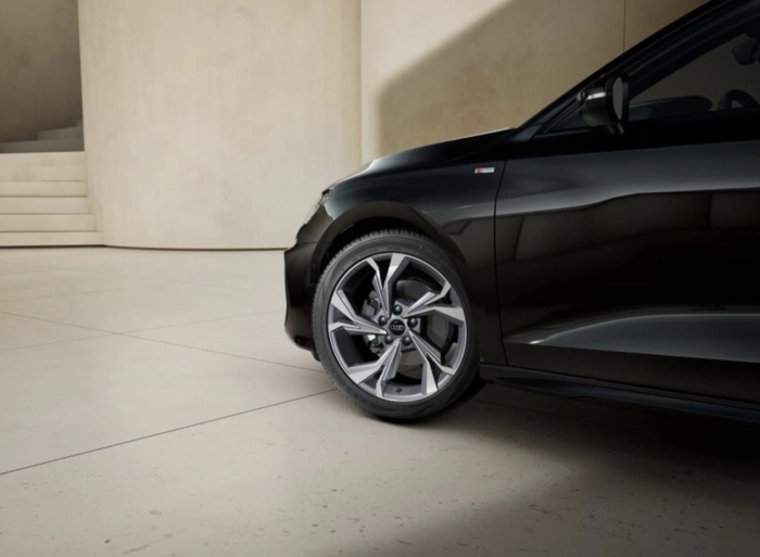 Audi Audi A3 Sportb TDI  2,0    L4  110      DSG MY 25