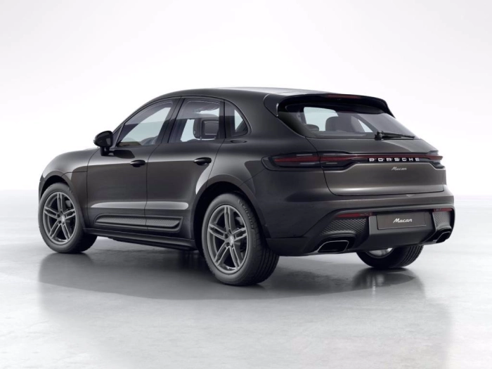 img-2 Porsche Macan Porsche N1244232