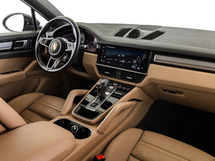 img-3 Porsche Cayenne Porsche U1280458