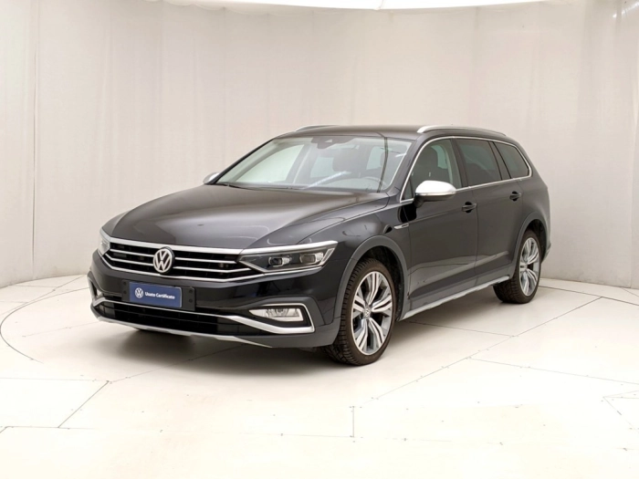 img-0 Volkswagen Passat Volkswagen U1281238