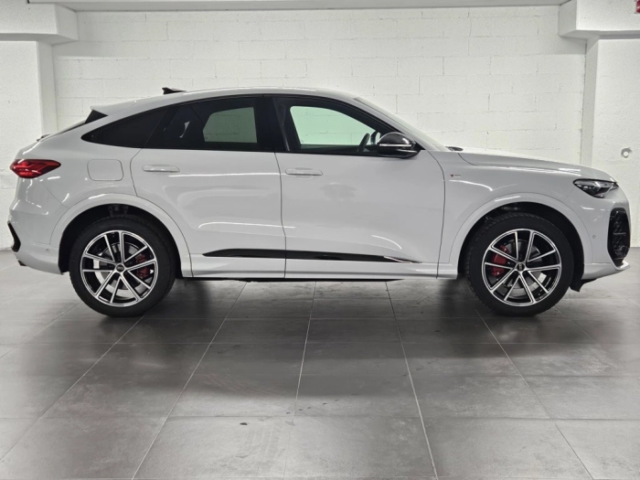 img-2 Audi Q5 Audi U1283226