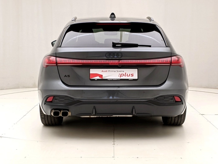 img-4 Audi A5 Audi U1282420