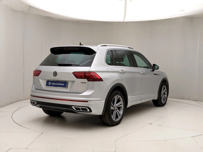 img-3 Volkswagen Tiguan Volkswagen U1282118
