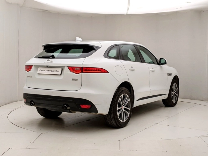 img-3 Jaguar F-Pace Jaguar U1282201