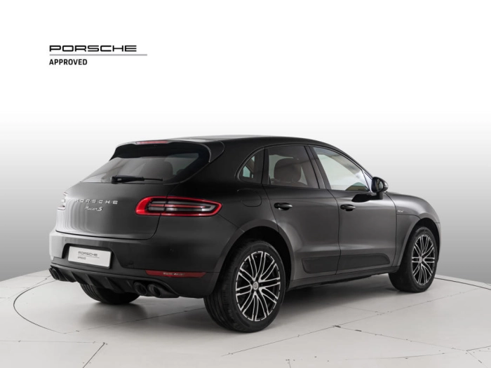 img-2 Porsche Macan Porsche U1281997