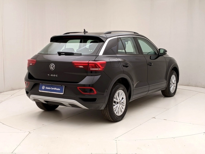 img-3 Volkswagen T-Roc Volkswagen U1281856