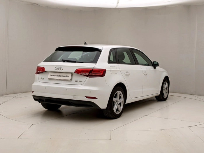 img-3 Audi A3 Audi U1282998