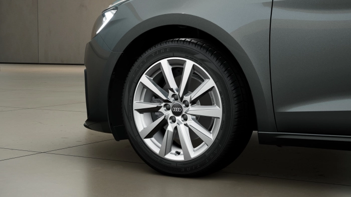 Audi A1 A1 Sportback 1,0  L3 85/DS8M6