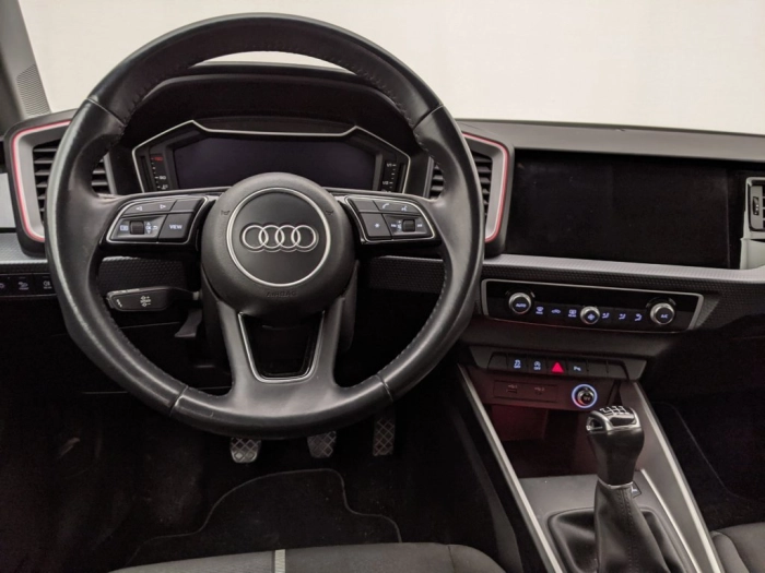 img-3 Audi A1 Audi U1279630