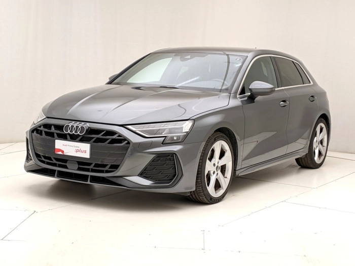 img-0 Audi Audi Audi U1282368