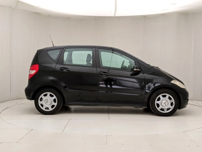 img-2 Mercedes-Benz Classe A Mercedes-Benz U1282757