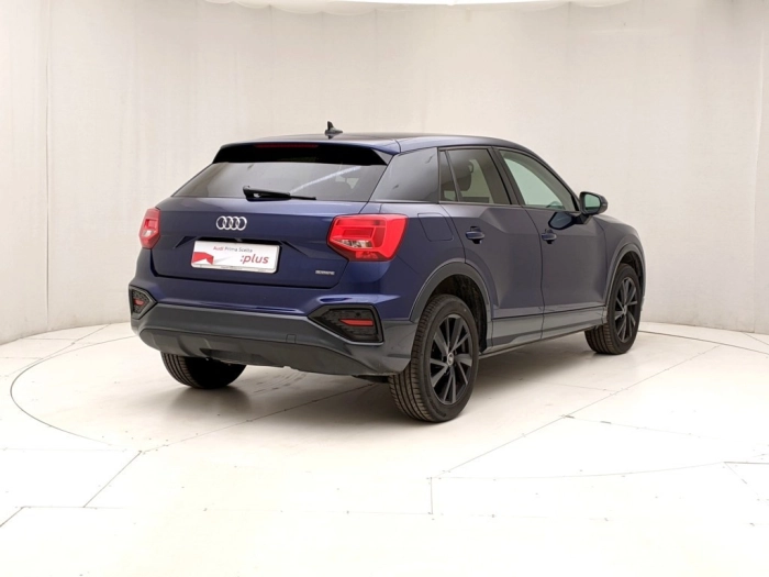 img-1 Audi Q2 Audi U1282120