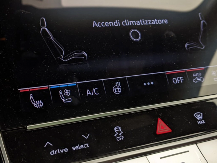 Audi Q7 SQ7 quat.    4.0  V8373    A8 MY 24