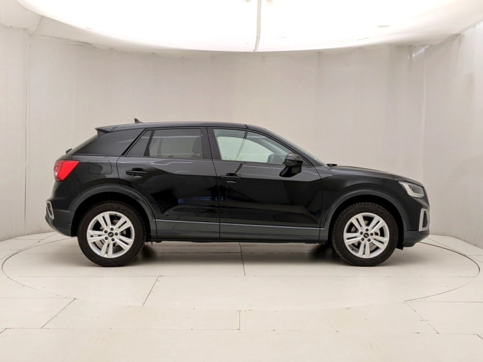 img-2 Audi Q2 Audi U1282925