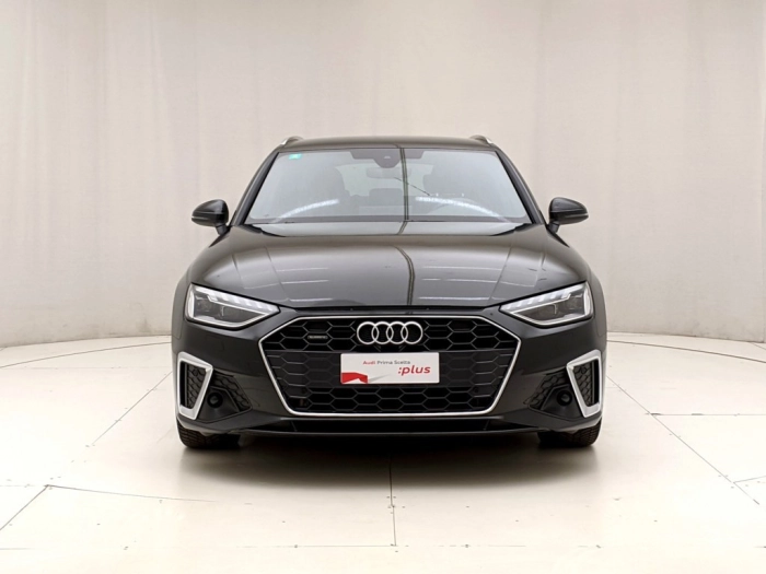 img-1 Audi A4 Audi U1282371
