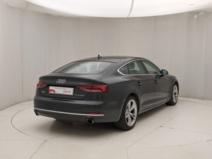 img-1 Audi A5 Audi U1281960