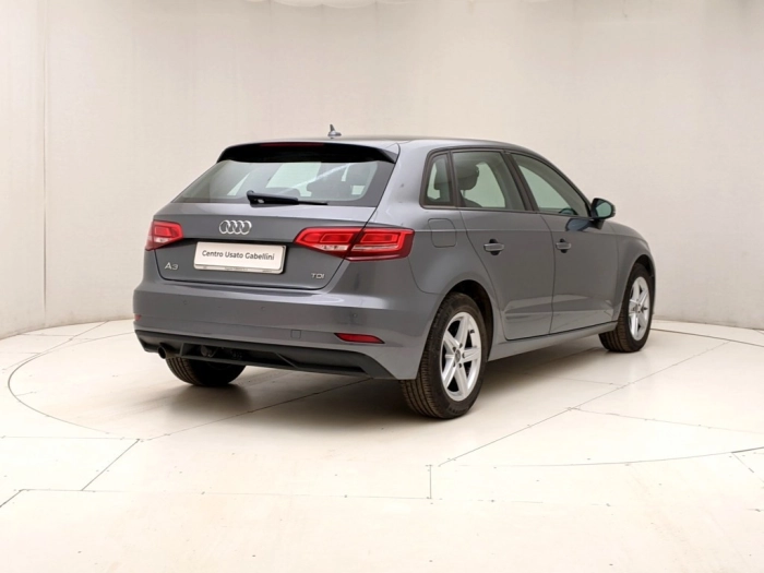 img-3 Audi A3 Audi U1283069