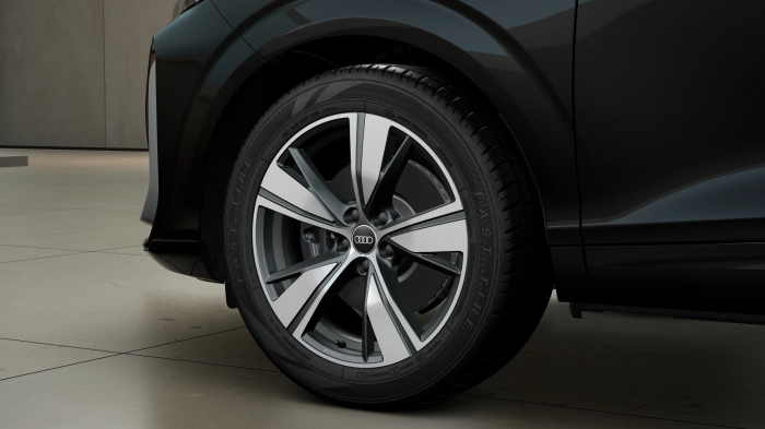 Audi Q3 Q3 quat. Sb  2,0  L4150    A7