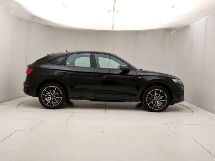 img-2 Audi Q5 Audi U1282667