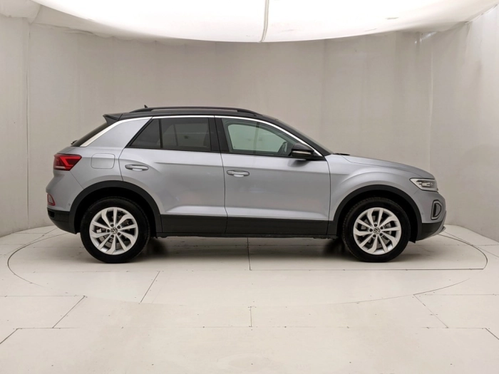 img-2 Volkswagen T-Roc Volkswagen N1244960