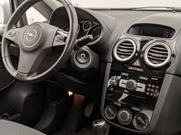 Opel Corsa Corsa 1.2 5 porte Club