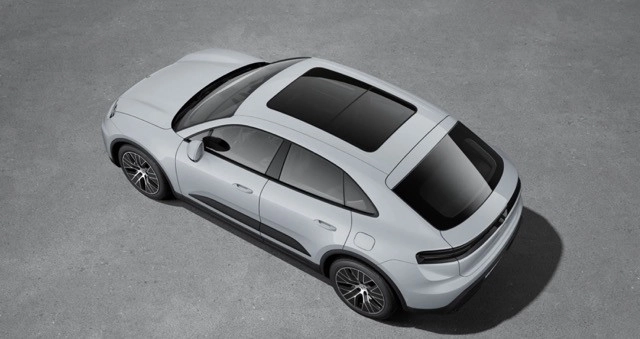 img-3 Porsche MACAN Porsche N1247869