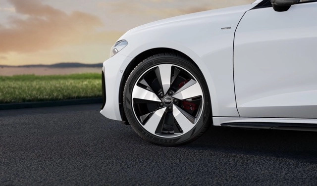 Audi A5 Audi A5 Avant S line edition e-hybrid quattro 220 kW S tronic
