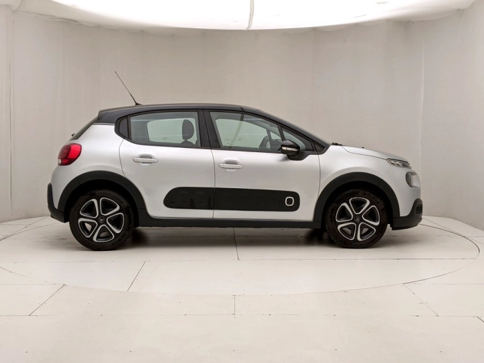 img-2 Citroen C3 Citroen U1282574