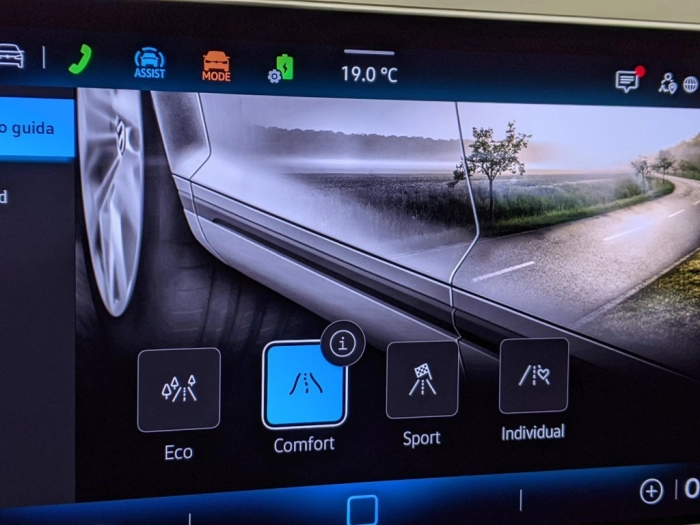 Volkswagen Nuova GOLF 1,5     LIFE P 110 TSID6A MY 25