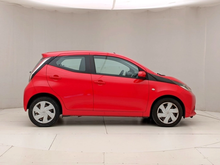 img-3 Toyota Aygo Toyota U1282643