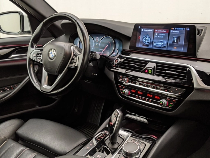 BMW Serie 5 520d Touring Sport