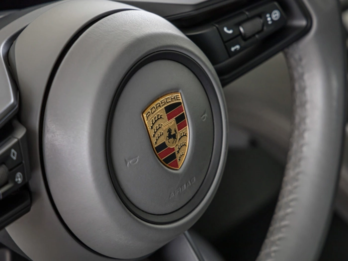 Porsche Taycan Taycan