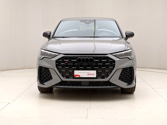 img-1 Audi Q3 Audi U1283198