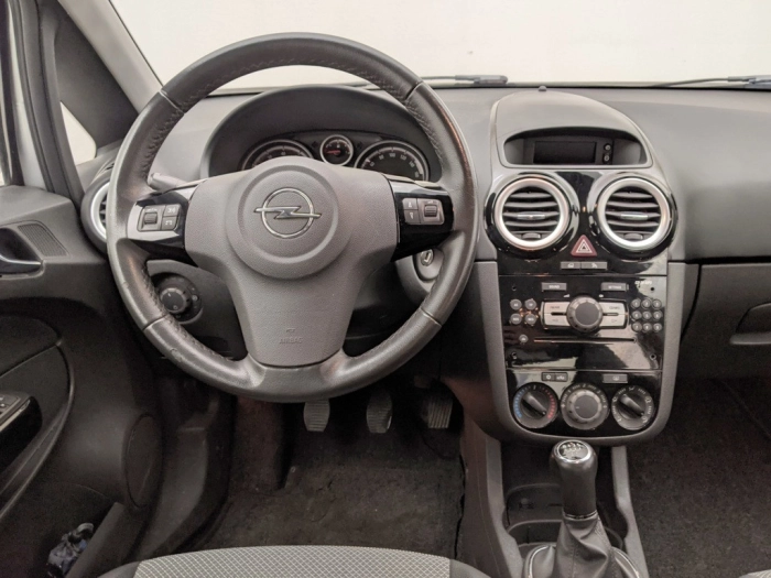 Opel Corsa Corsa 1.2 5 porte Club