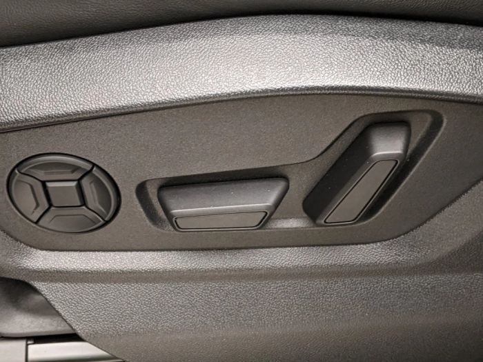 img-4 Audi Q8 Audi U1282215