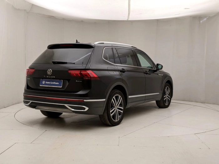 img-3 Volkswagen Tiguan Volkswagen U1282676