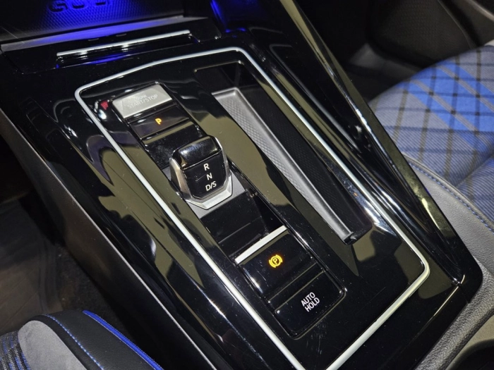 Volkswagen Golf Golf 2.0 TSI R DSG 4Motion