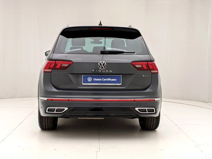 img-4 Volkswagen Tiguan Volkswagen U1277560