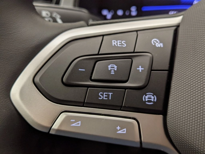 Volkswagen T-Roc T-ROC 1.0 TSI LIFE 115CV MY 25