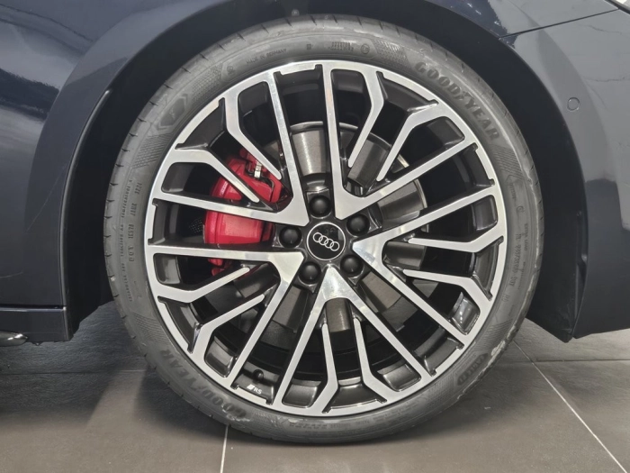 img-3 Audi A5 Audi N1245677
