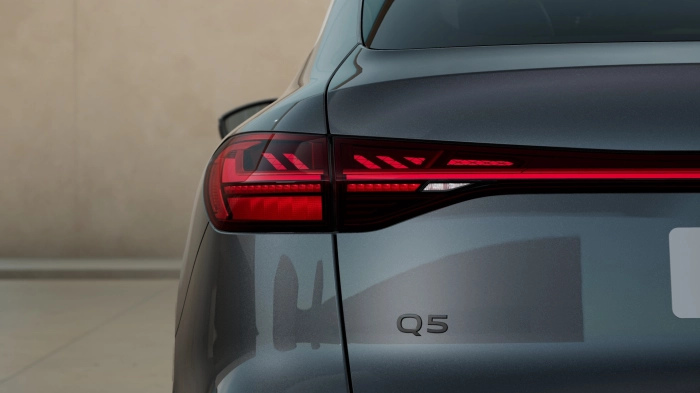 img-3 Audi Q5 Audi N1246937