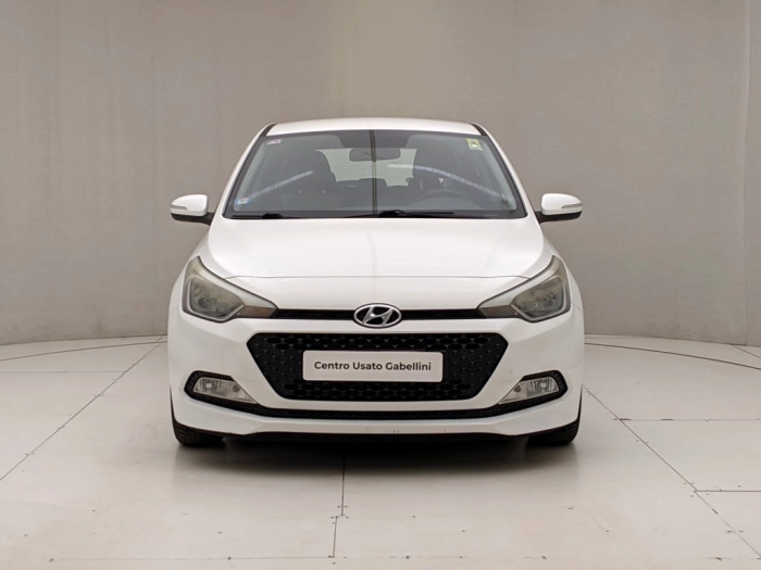 img-1 Hyundai i20 Hyundai U1282598