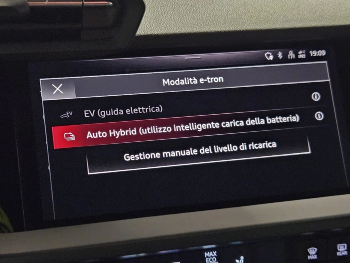 Audi Audi A3 e-tron      1,5    L4  150      DSG MY 25